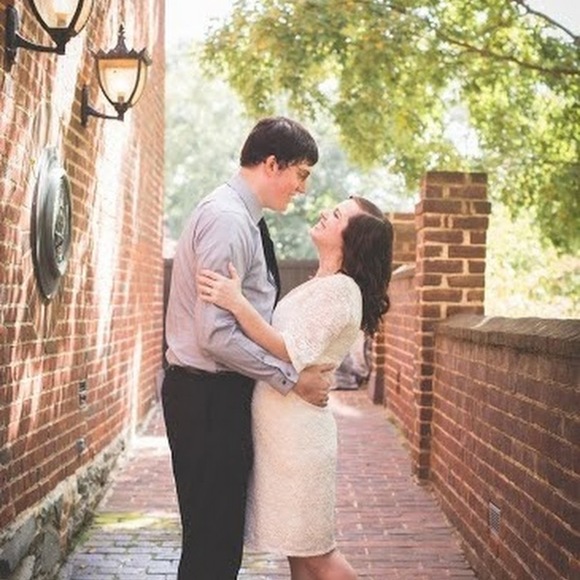 Meet your Posher, Melissa - Picture 1 of 1